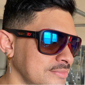 NWOT SKY RED/BLACK SUNGLASSES